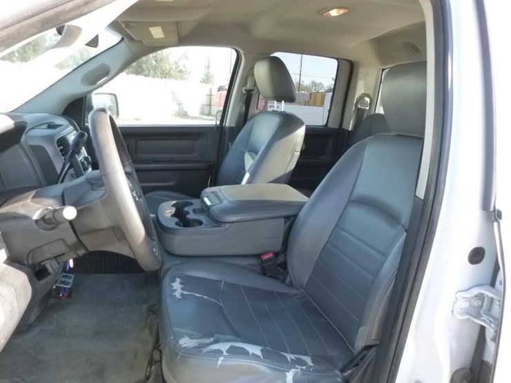 2014-dodge-1500-image-10