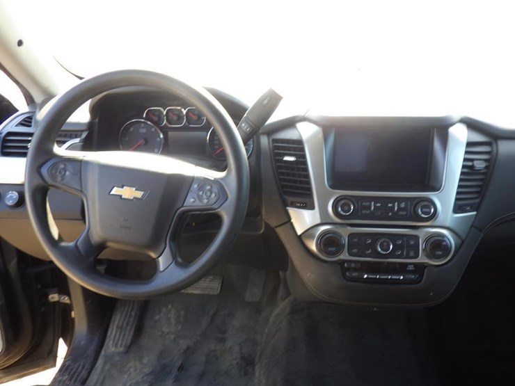 2020-chevrolet-tahoe-image-9