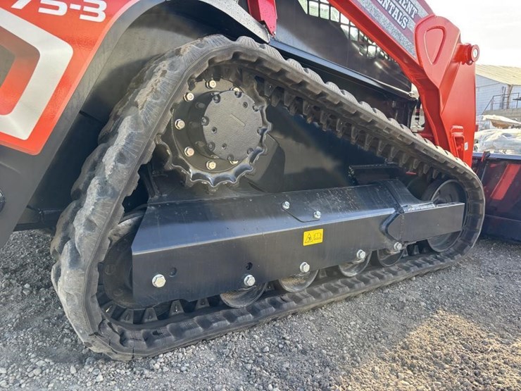 2024-kubota-svl75-3-image-16