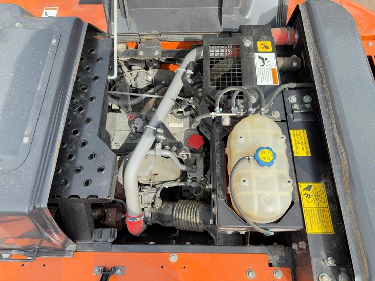 2018-hitachi-zx250-lc-6n-----image-34