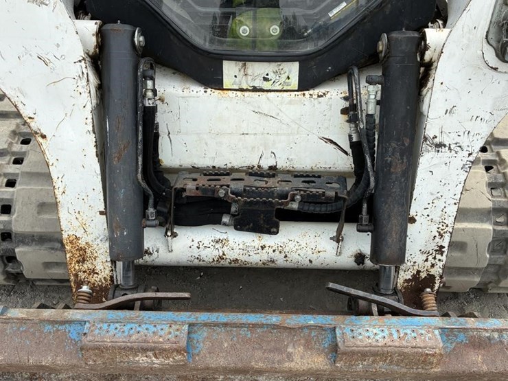 2016-bobcat-t650-image-8