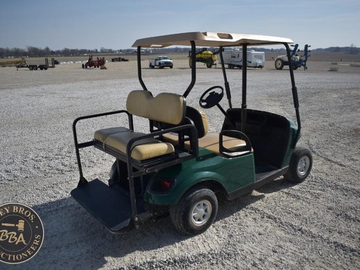 e-z-go-golf-cart-42729-image-5