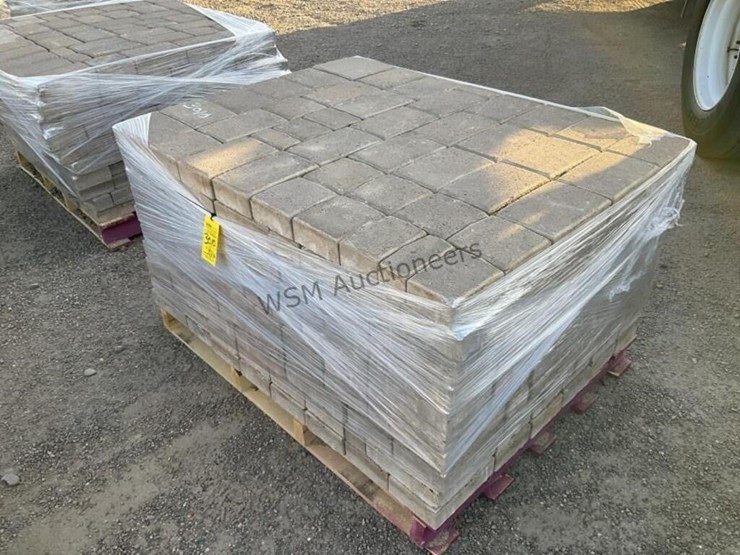 pallet-of-stone-pavers-image-2