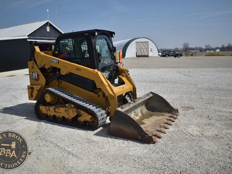 2023-caterpillar-259d3-image-11