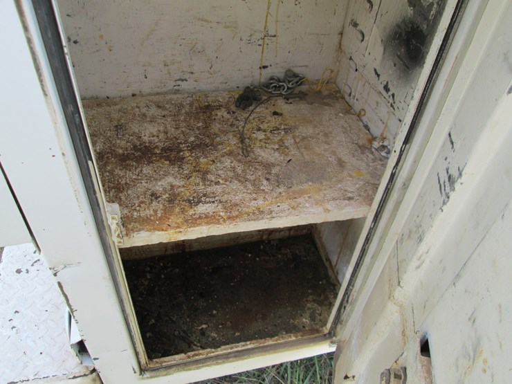 1999-dodge-2500-image-12