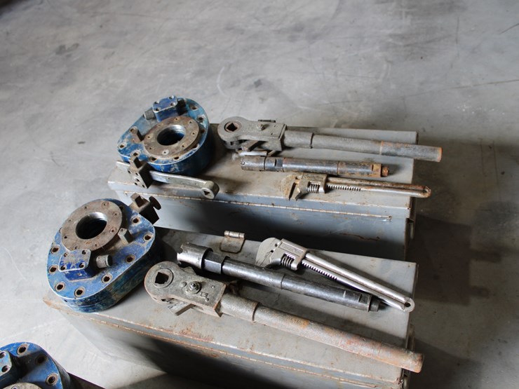 #1024-•-(2)-mueller-tapping-equipment-image-2