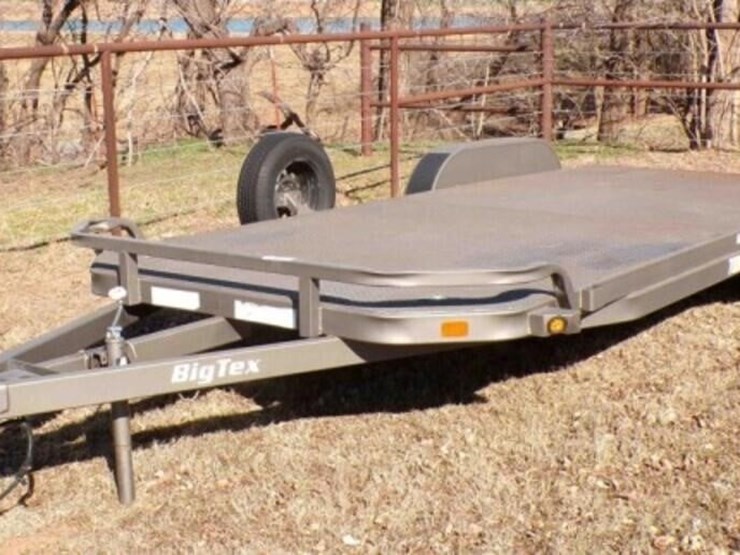 2016-big-tex-car-hauler-image-1