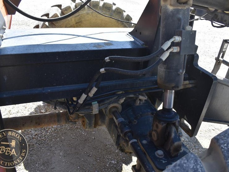 2014-jlg-g12-55a-image-42