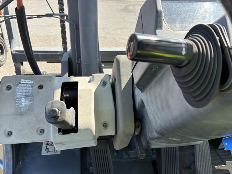 caterpillar-p26500-image-16