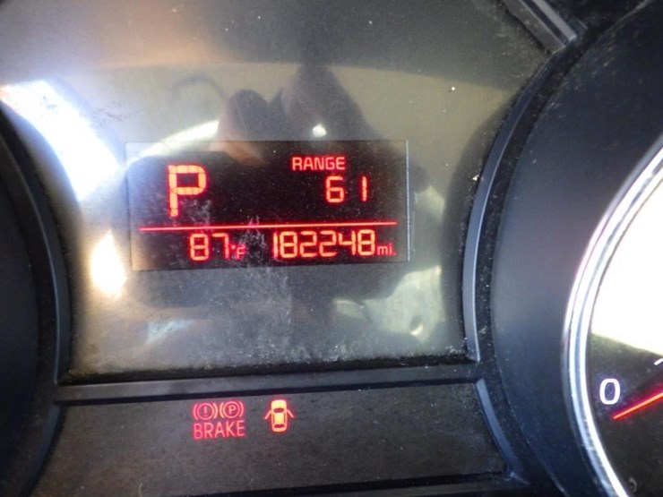 2016-kia-sedona-image-14