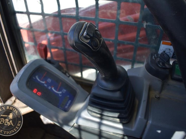 kubota-svl90-2-image-46