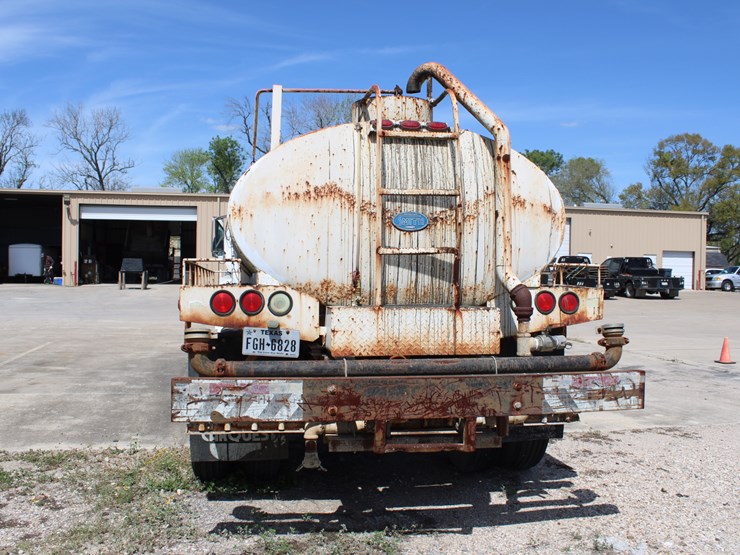 1998-ford-f700-image-5