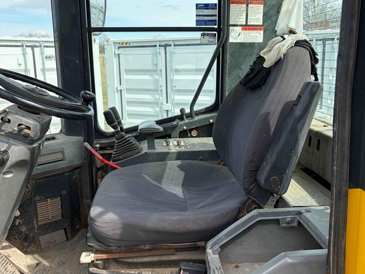 komatsu-wa180pt-3mc-image-10