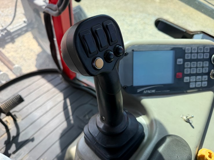 2011-apache-as1020-image-113