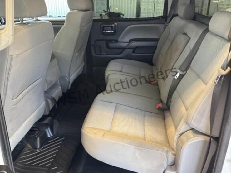 2019-chevrolet-silverado-2500hd-image-25