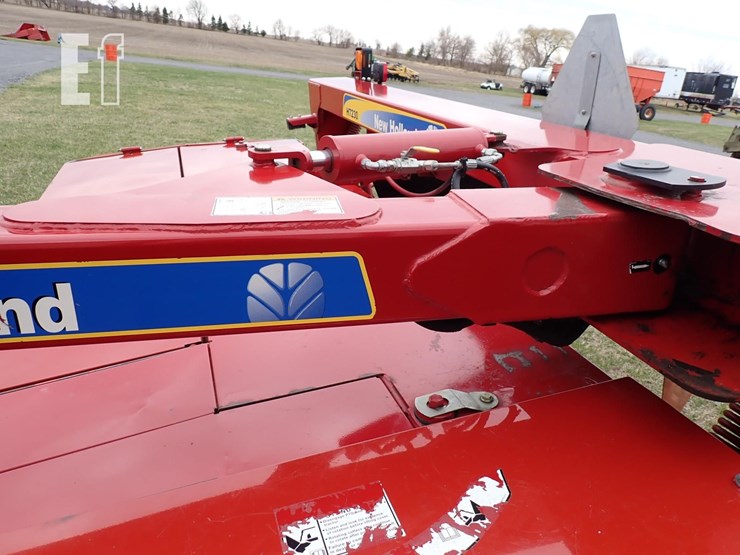 new-holland-h7230-image-9