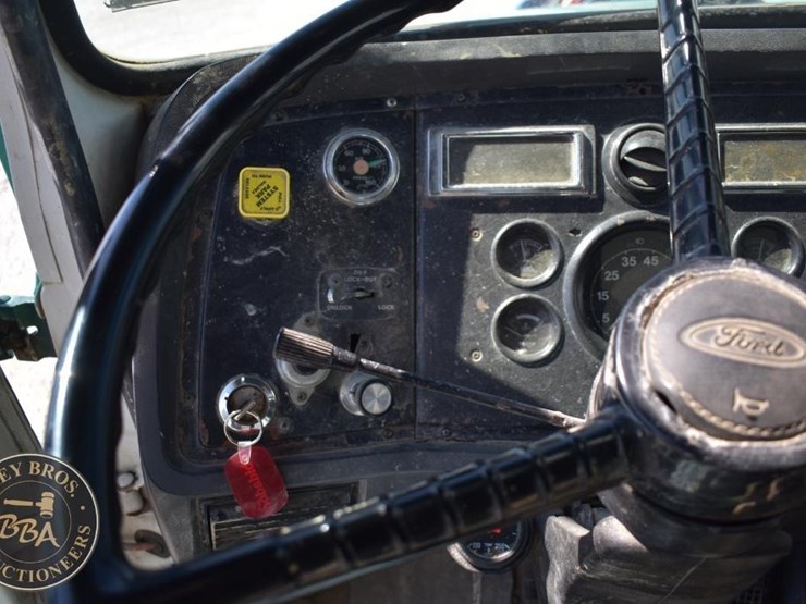 1996-ford-lnt8000-image-63