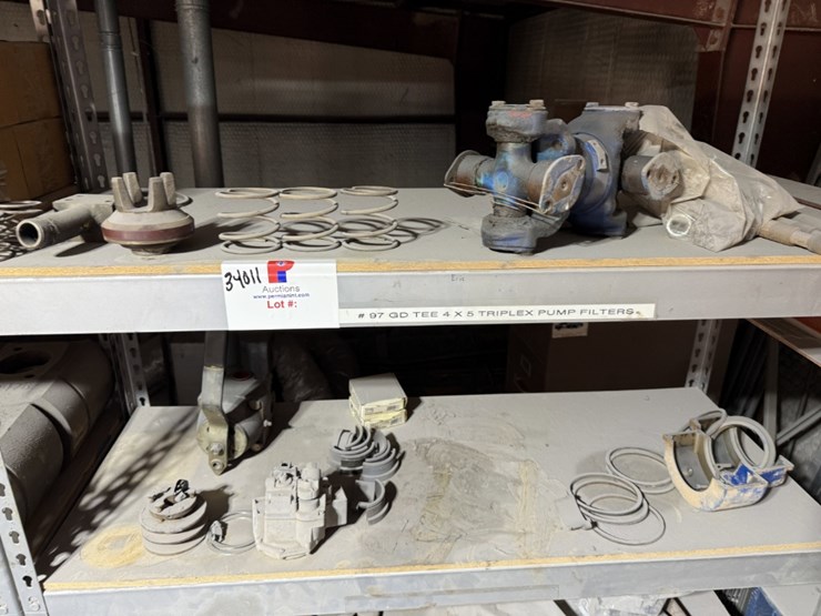 6-shelve-section-of-gd-tee-triplex-pump-&-weir-spm-pump-parts-image-2