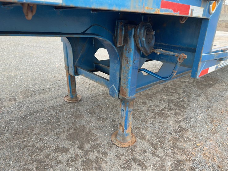 2000-nelson-arta-40f-48'-tri/a-stepdeck-trailer-image-21