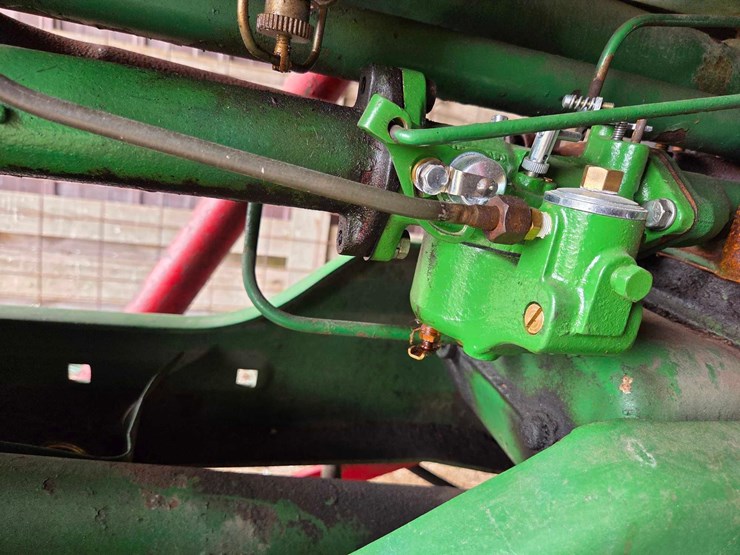 john-deere-b-image-19