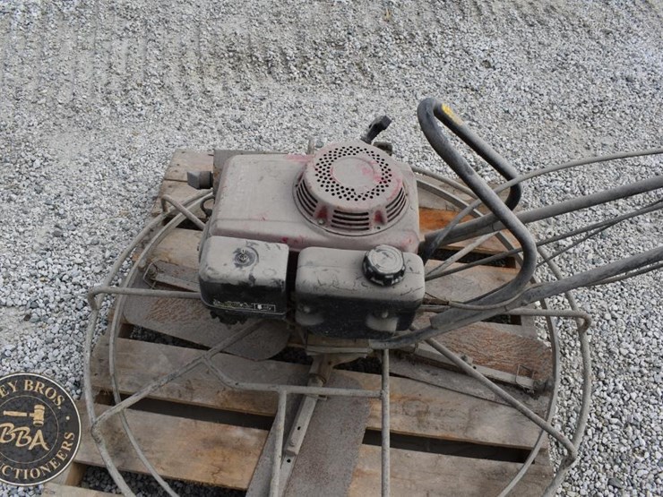 master-48in-walkbehind-trowel-42690-image-15