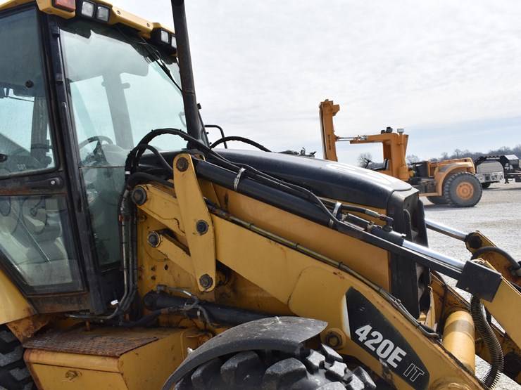 2008-caterpillar-420e-it-image-53