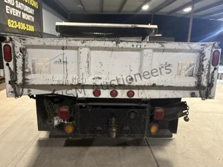 2014-ford-f550-image-8