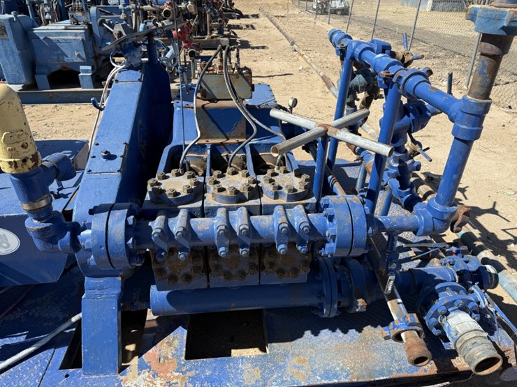 gardner-denver-tee-5k-wp-triplex-well-service-pump-p/b-detroit-6v71-240hp,-skidded-image-6