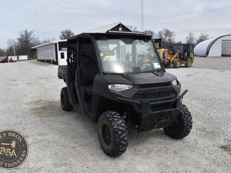 2019-polaris-ranger-crew-image-17