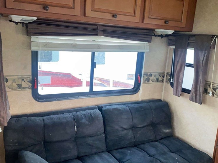 2011-heartland-big-country-3595re-image-21