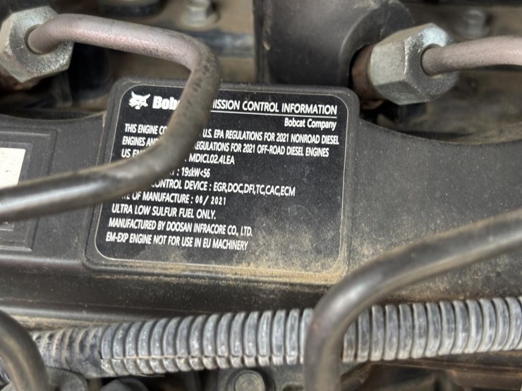 2021-bobcat-t450-image-41