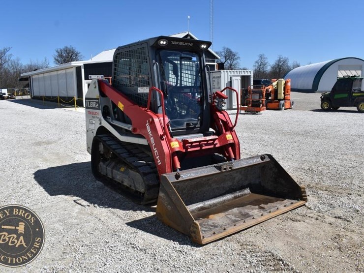 2020-takeuchi-tl8r2-image-14