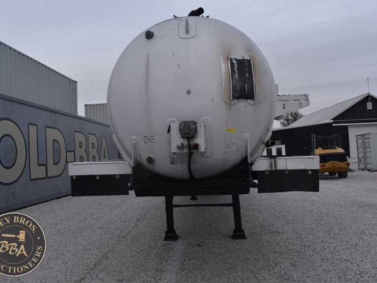 2008-troxell-tanker-image-40