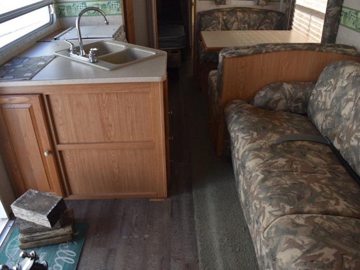 2008-forest-river-rockwood-8318ss-42661-image-52