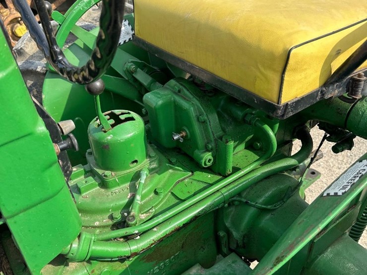 john-deere-420-image-12