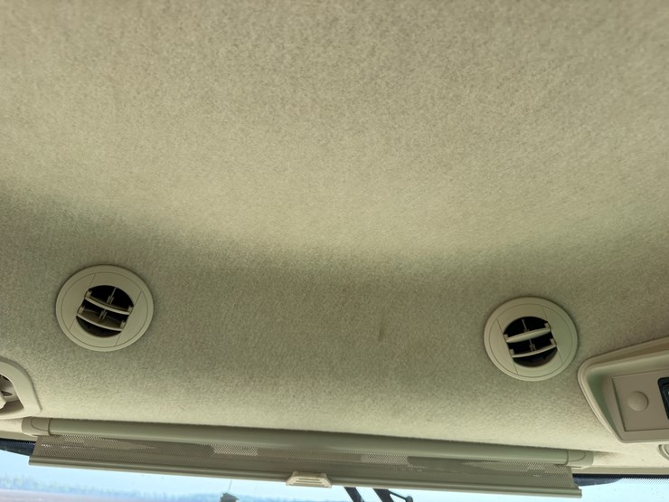 2014-john-deere-s670-image-169