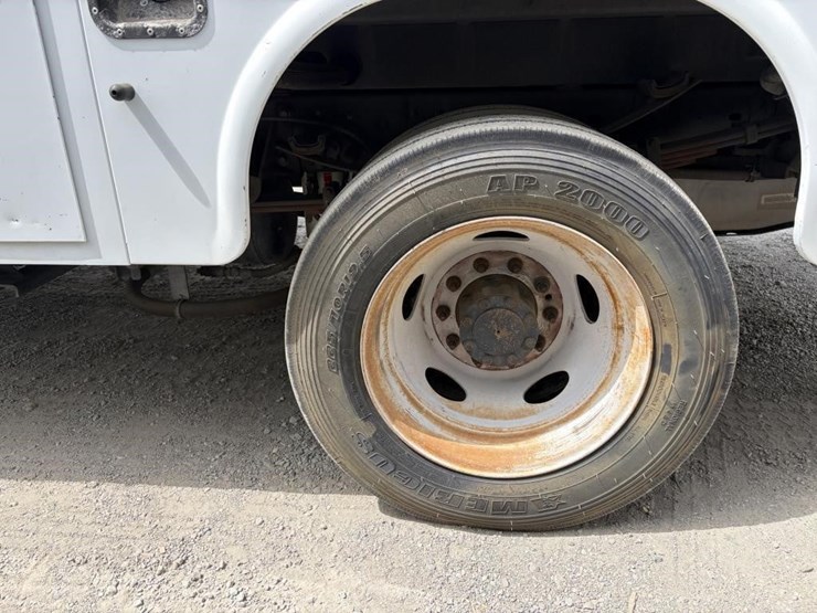 2015-ford-f550-image-5