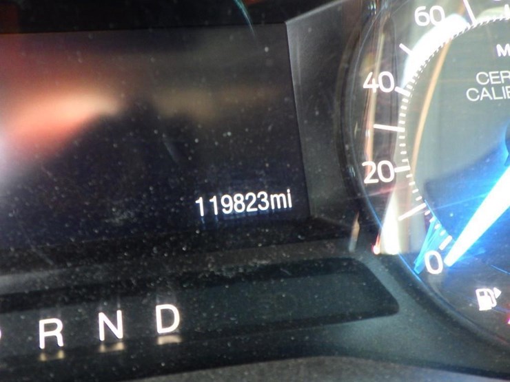 2018-ford-explorer-image-14