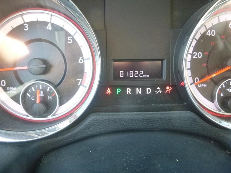 2016-dodge-grand-caravan-image-16