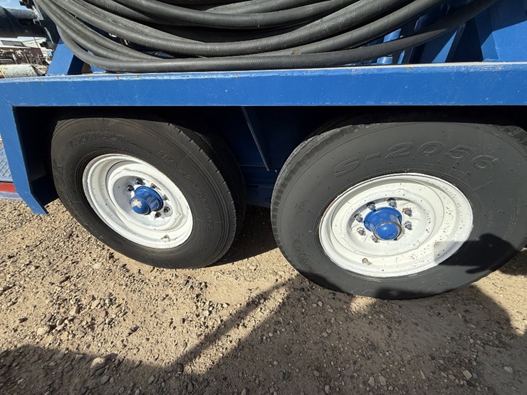 7-1/16-reedy-5m-2-7/8-hyd-bop-3-station-mtd-on-1997-wta-t/a-gooseneck-accumulator-closing-unit-trail-image-8