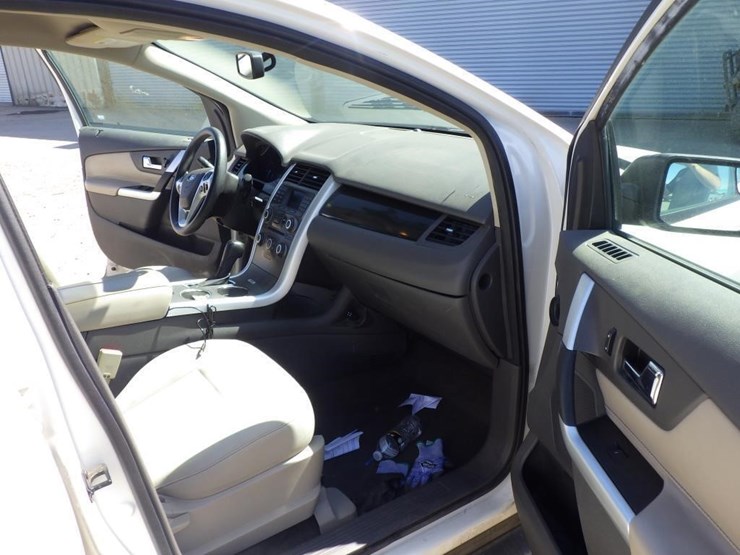 2013-ford-edge-image-6