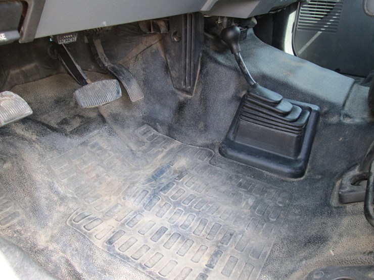 2014-ford-f350-image-23