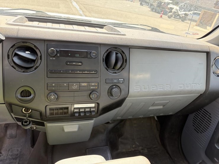 2012-ford-f450-image-14