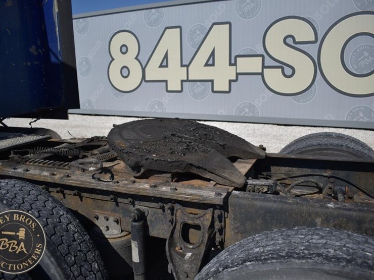 1998-international-9300-image-21