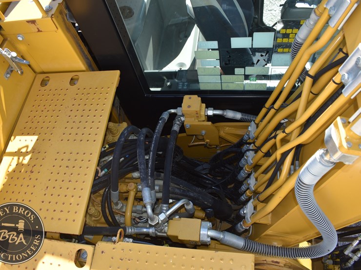 2018-caterpillar-313fl-image-61