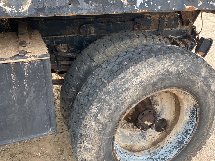 1990-international-4600-image-11