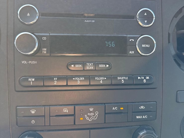 2016-ford-f350-image-21