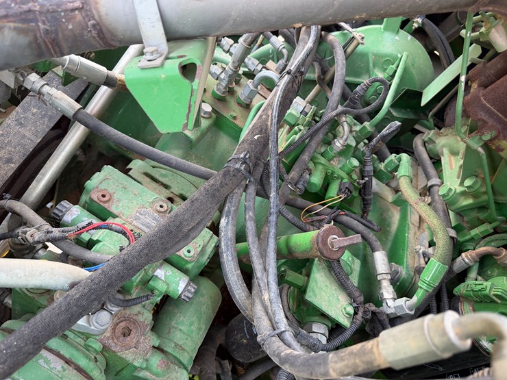 2014-john-deere-s670-image-139