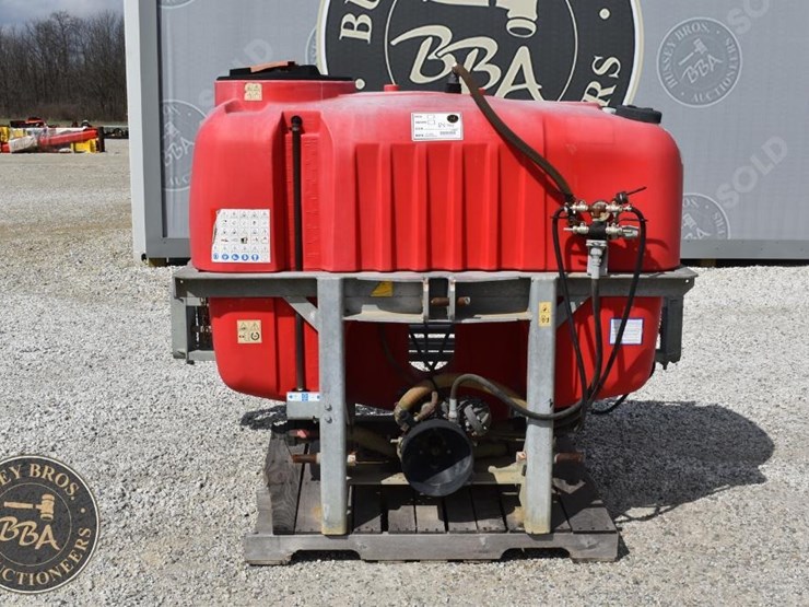 3pt-sprayer-200-gallon-42649-image-5