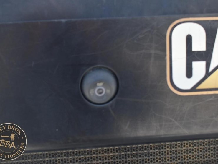 2020-caterpillar-289d3-image-38